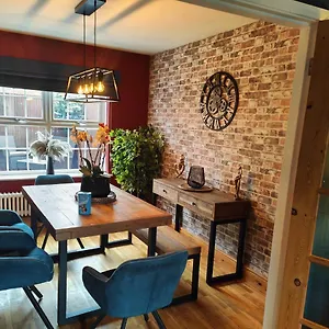 Boutique Abode - With Hot Tub , Chester United Kingdom