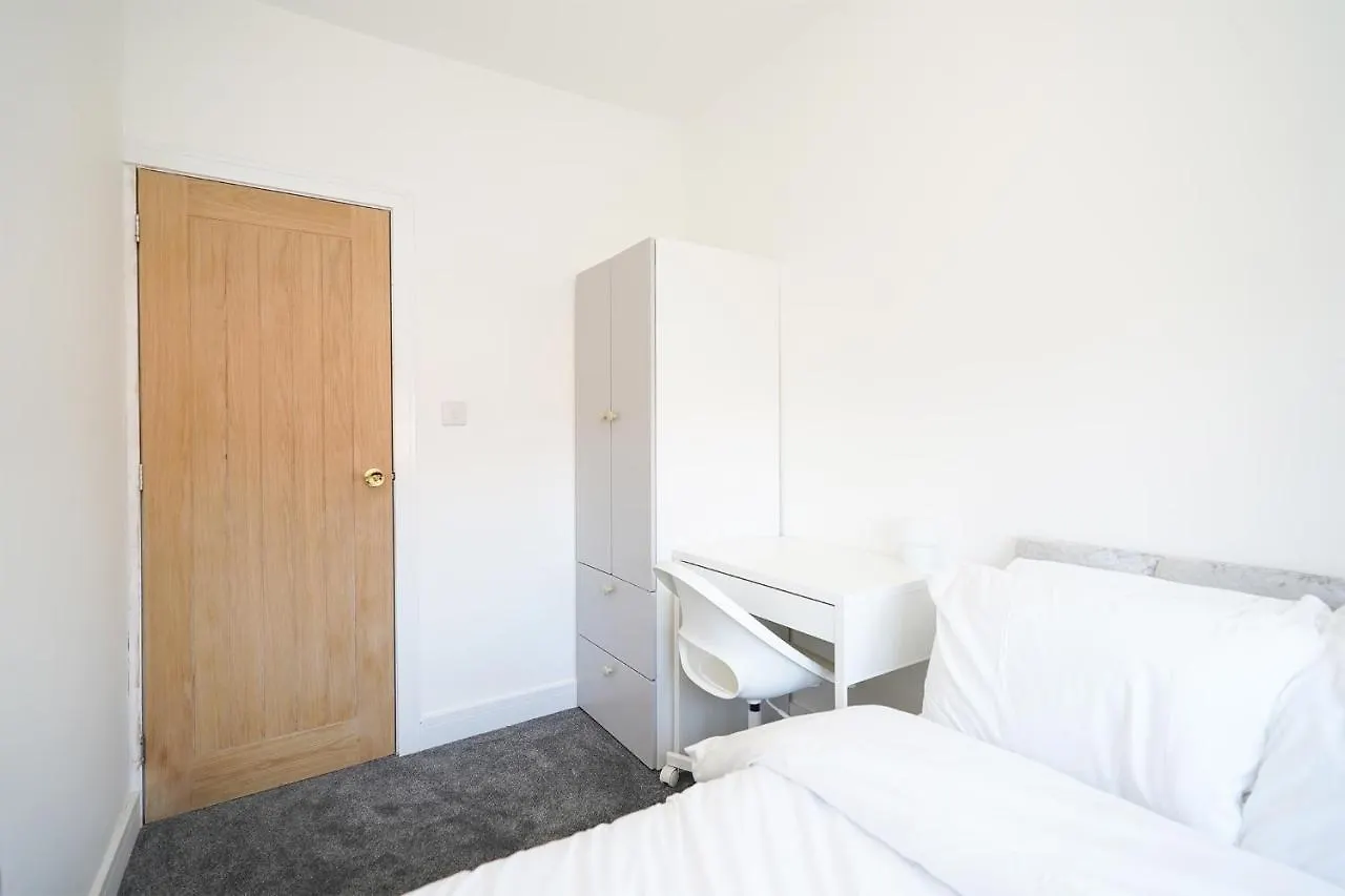 Apartment Charlotte House, Entire Private House, Close To City Centre, Wifi Sheffield